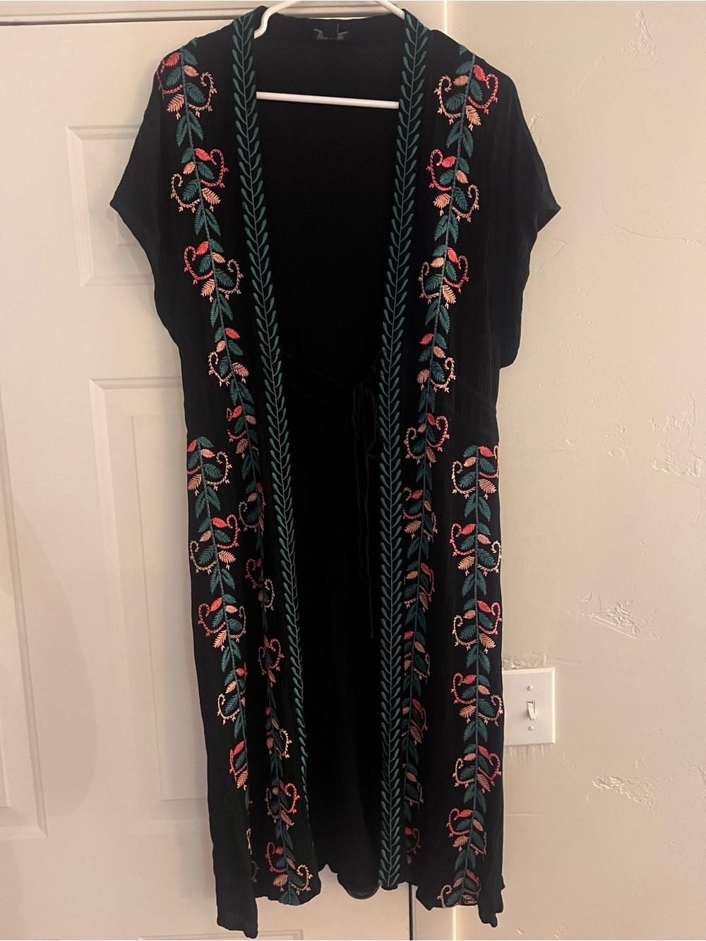 Black Embroidered open tie kimono with Teal & Pink Trim
